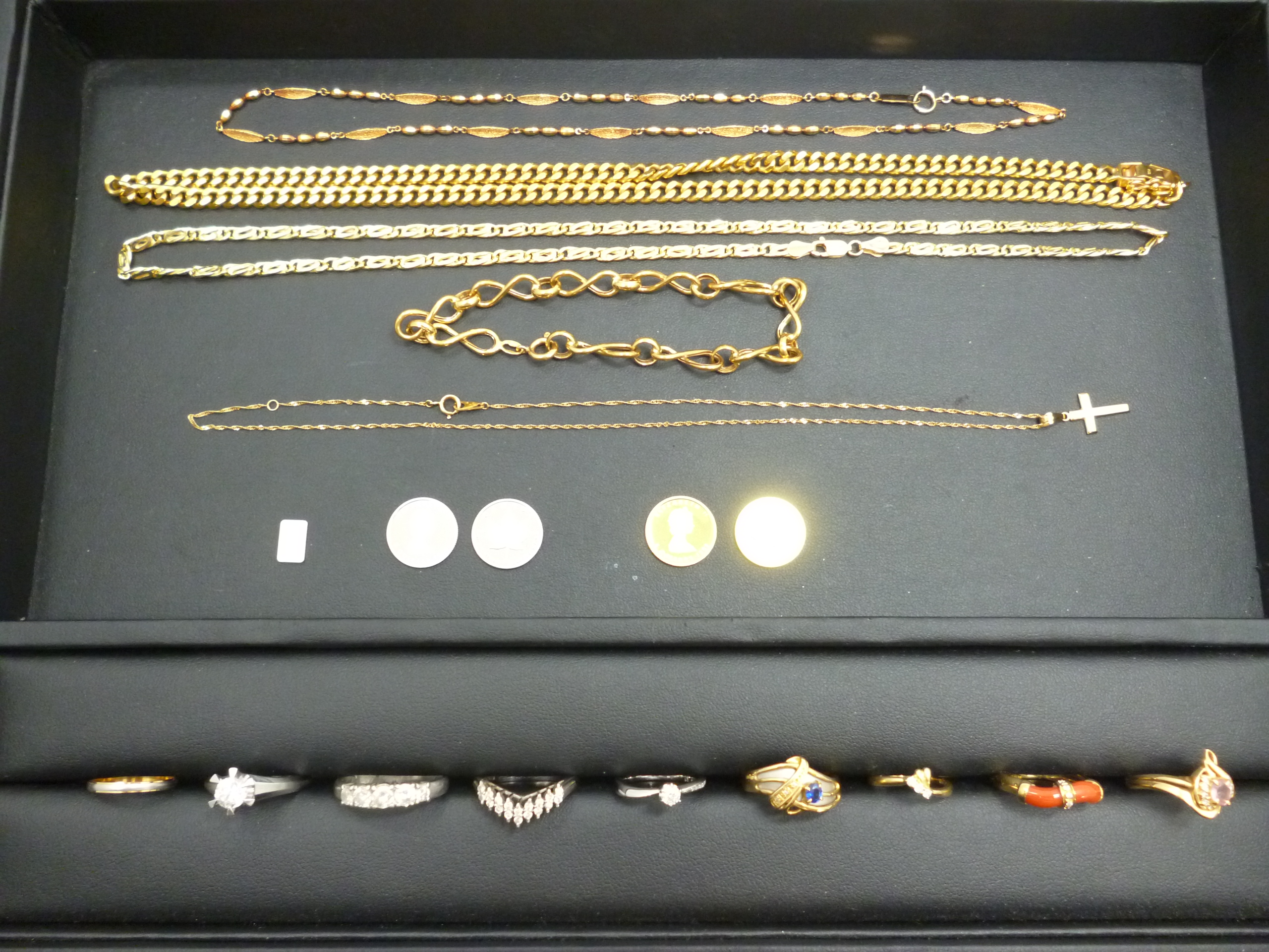 【ジュエリー・貴金属】リング ネックレス ダイヤ・色石付き 金台 プラチナ台 多数 買取 / 買取専門 金沢買取プラザ